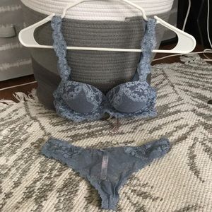 Matching lace set Victoria’s Secret new!!!